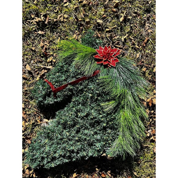 Artificial Pine Horse Head Animal Farmhouse Christmas Wreath - Picture 11 of 11